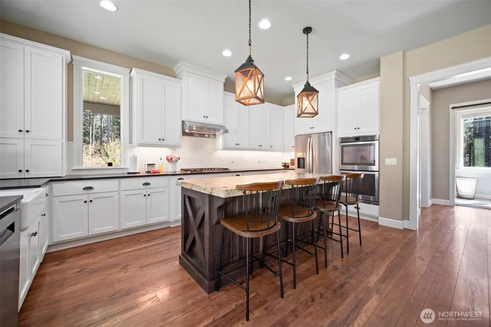 411 Five Peaks Drive Kalama, WA 98625