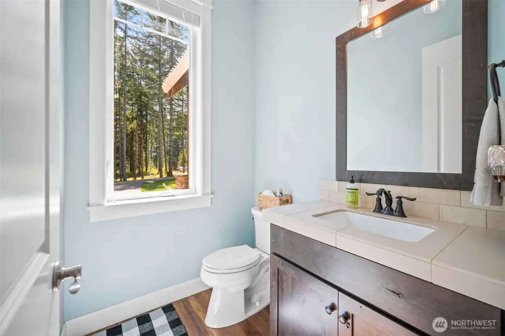411 Five Peaks Drive Kalama, WA 98625