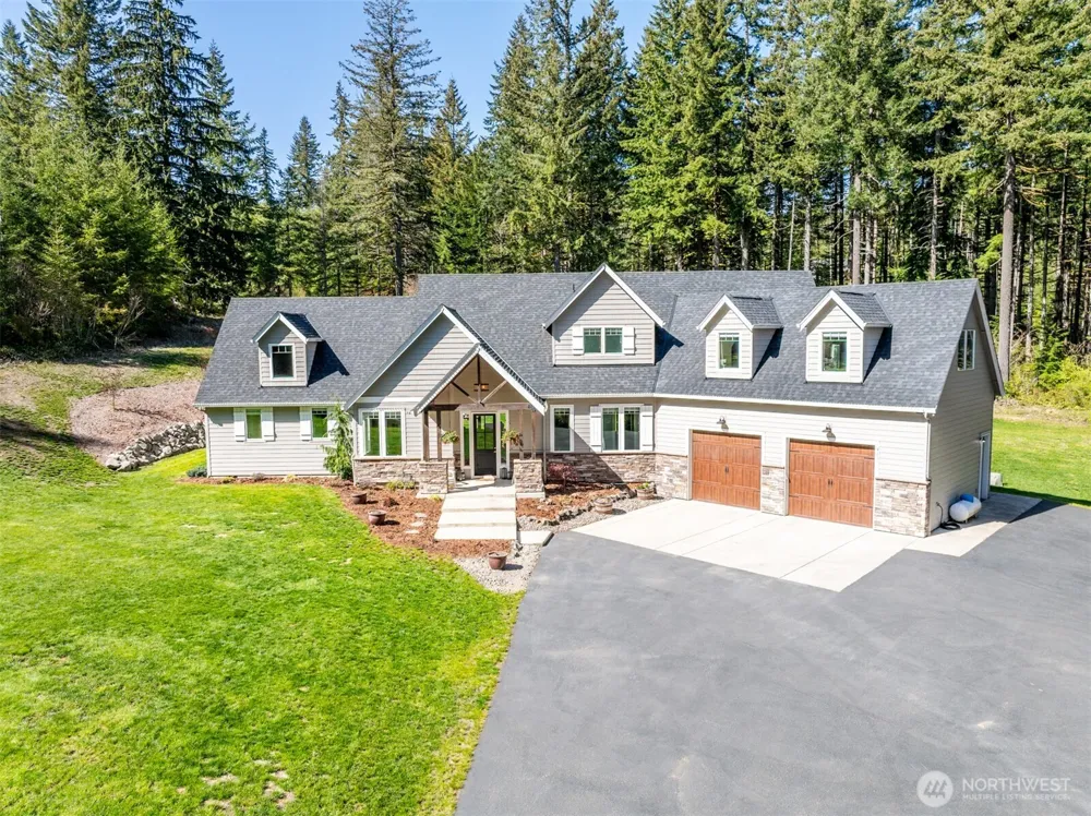 411 Five Peaks Drive Kalama, WA 98625