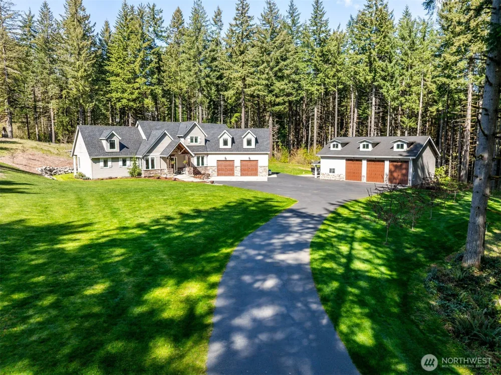 411 Five Peaks Drive Kalama, WA 98625
