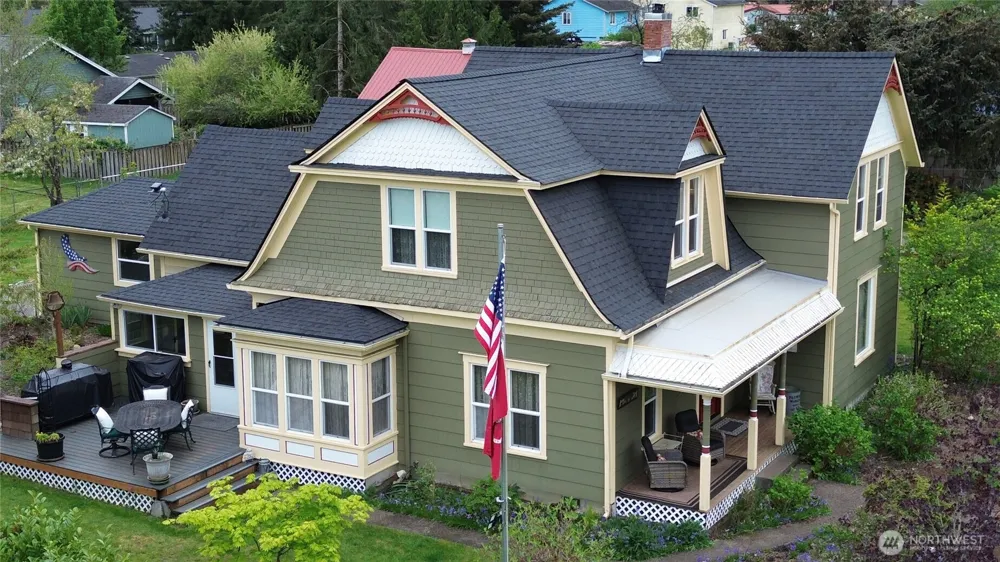 204 W Harris Avenue Oakville, WA 98568