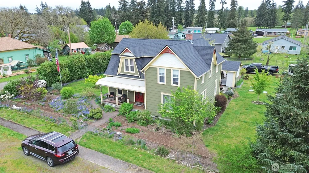 204 W Harris Avenue Oakville, WA 98568