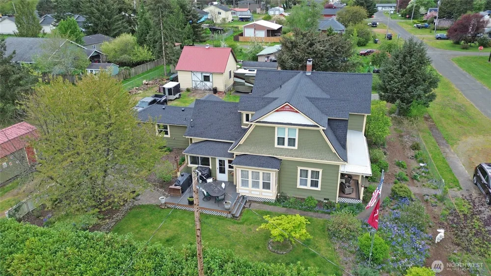 204 W Harris Avenue Oakville, WA 98568