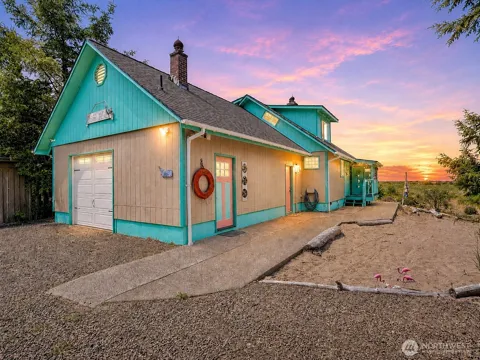 15217 Pacific Way