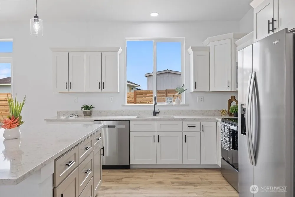 334 Spring Circle SW Mattawa, WA 99349