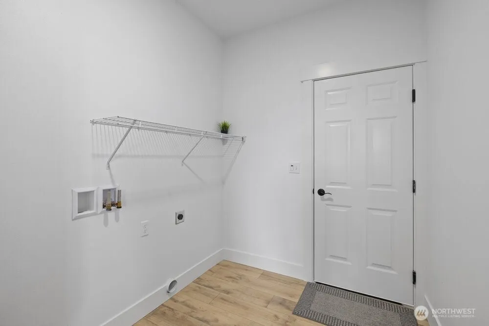 334 Spring Circle SW Mattawa, WA 99349