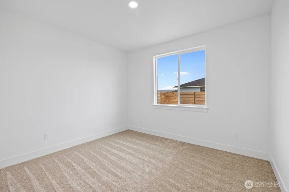 334 Spring Circle SW Mattawa, WA 99349