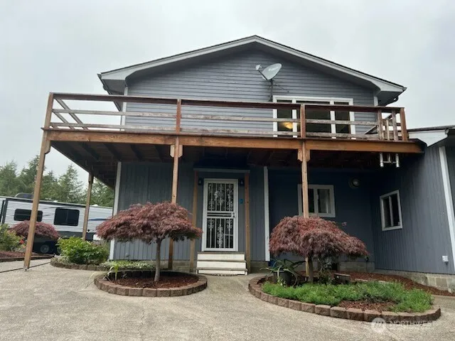 13 Raistakka Road Rosburg, WA 98643