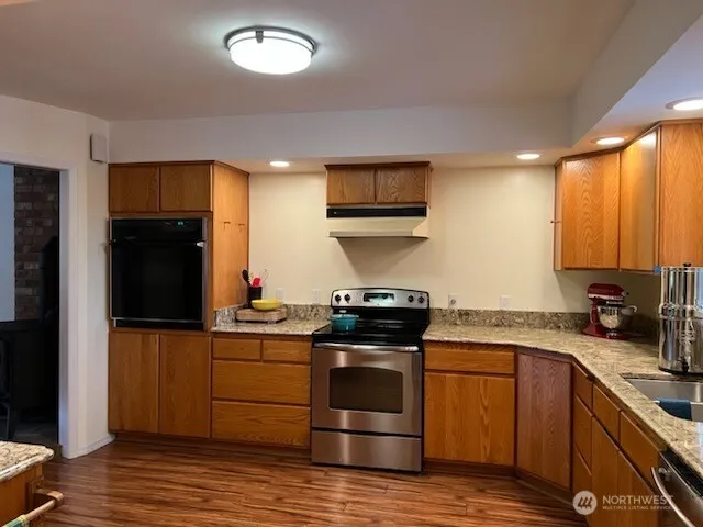 13 Raistakka Road Rosburg, WA 98643