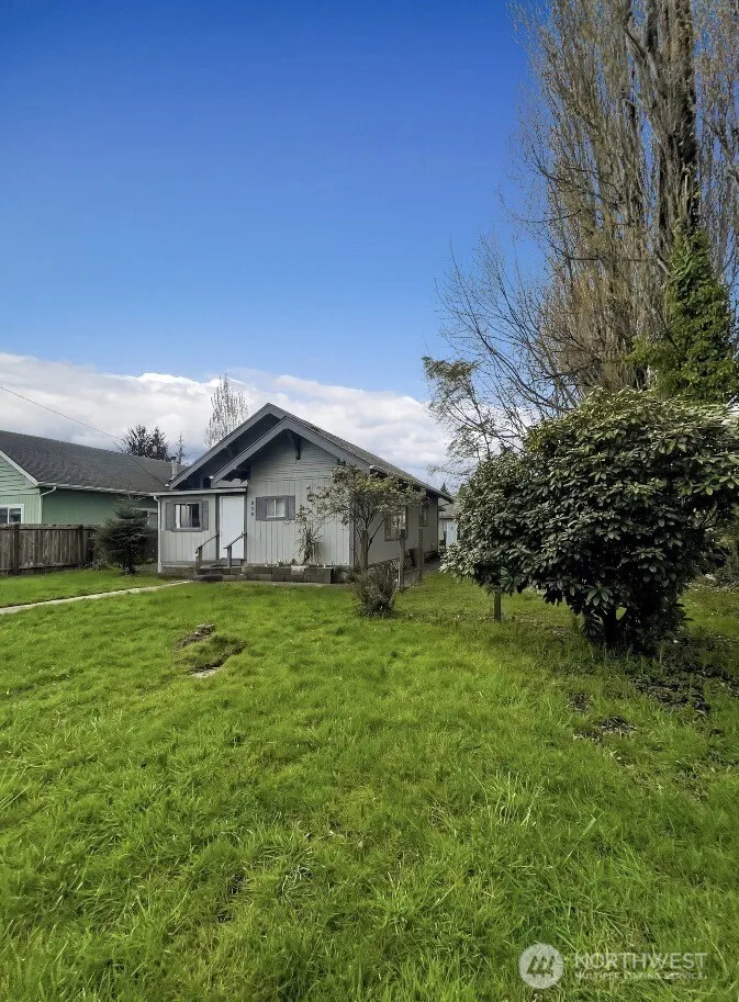 518 California Avenue South Bend, WA 98586