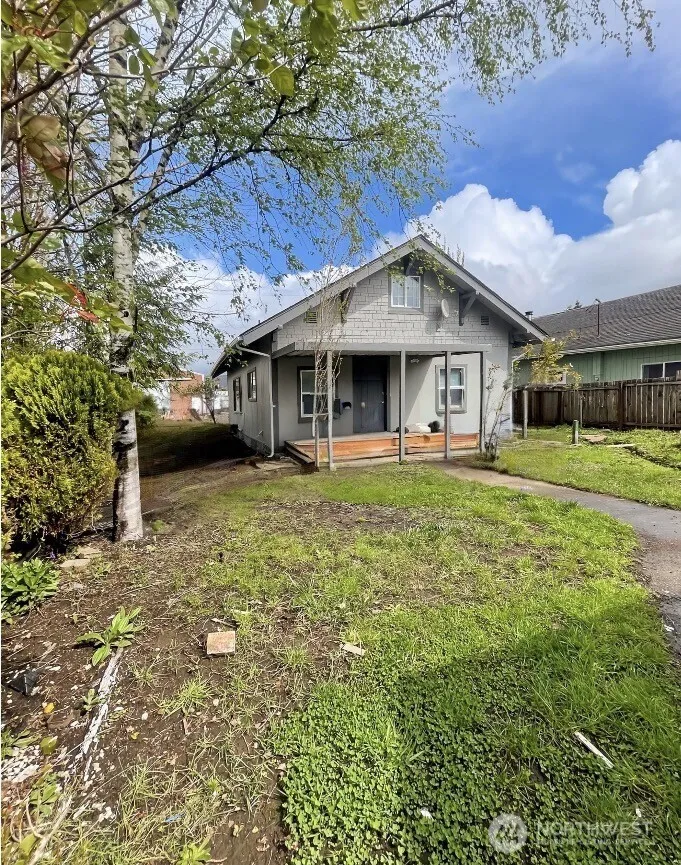 518 California Avenue South Bend, WA 98586