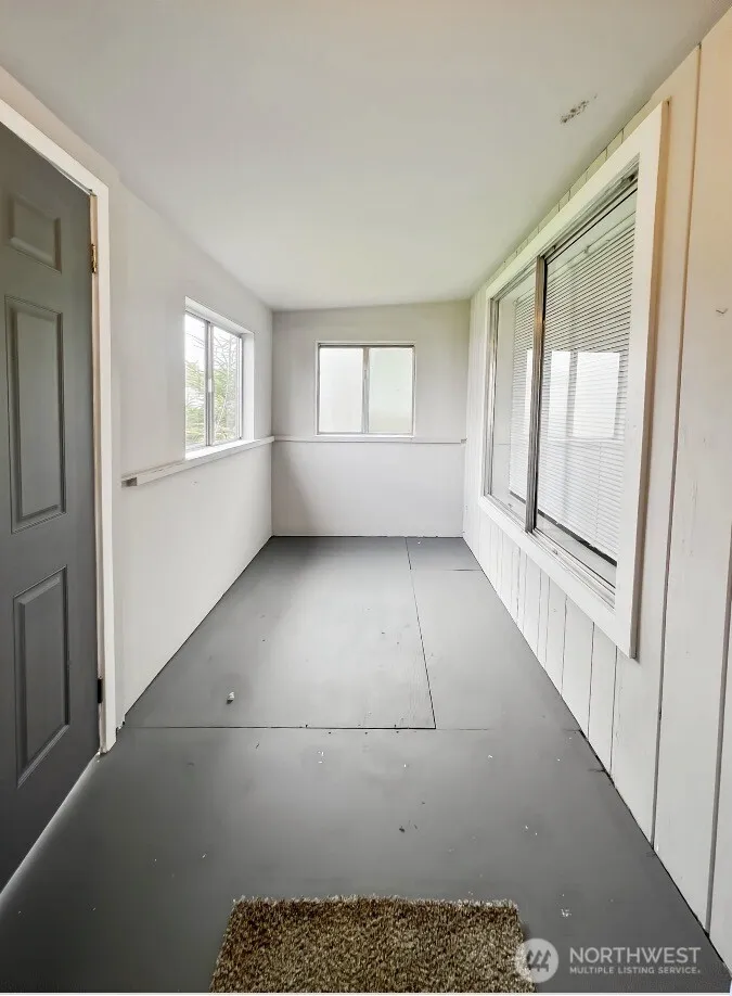 518 California Avenue South Bend, WA 98586