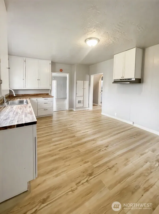 518 California Avenue South Bend, WA 98586