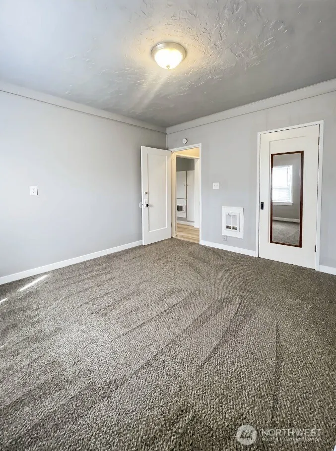 518 California Avenue South Bend, WA 98586