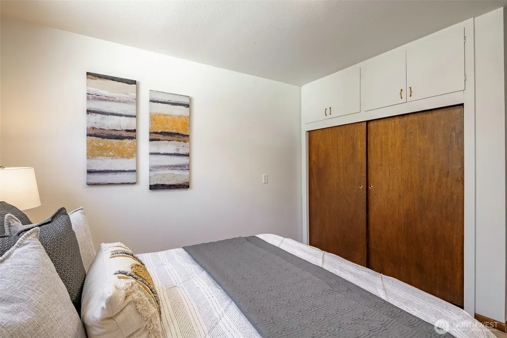 215 E Front Street Lynden, WA 98264
