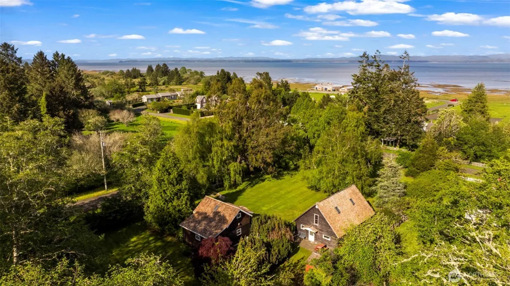 3404 Oysterville Road Oysterville, WA 98641