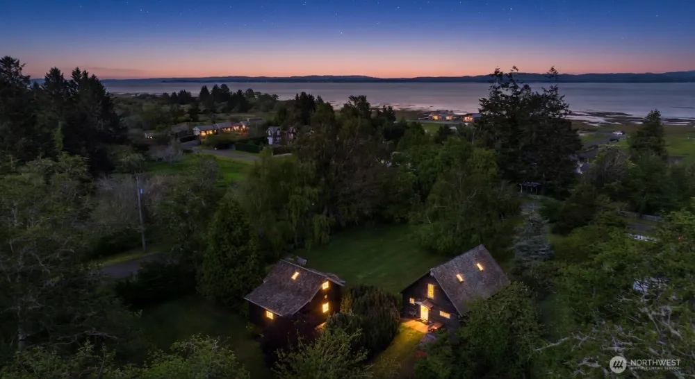 3404 Oysterville Road Oysterville, WA 98641