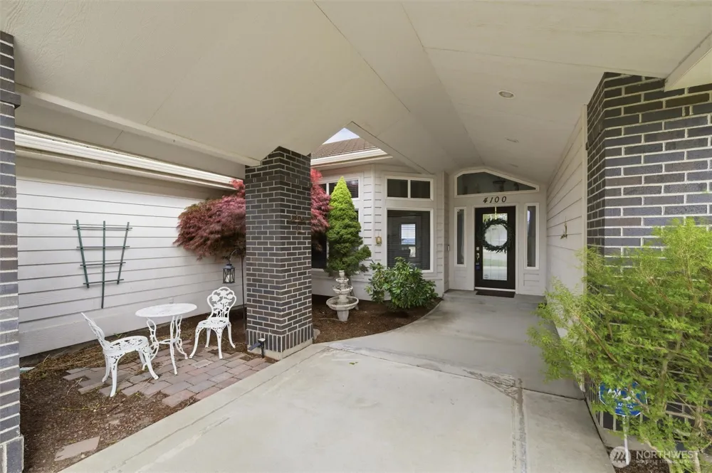 4100 W 43rd Avenue Kennewick, WA 99337