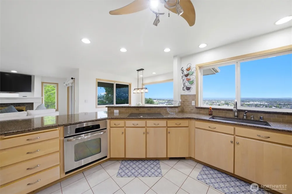 4100 W 43rd Avenue Kennewick, WA 99337