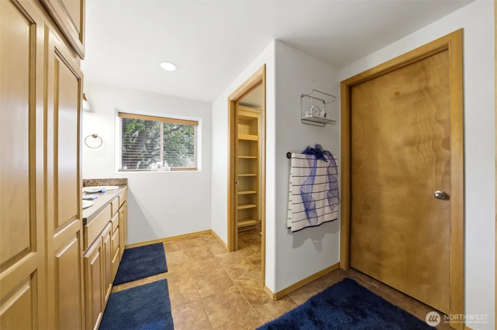 4100 W 43rd Avenue Kennewick, WA 99337