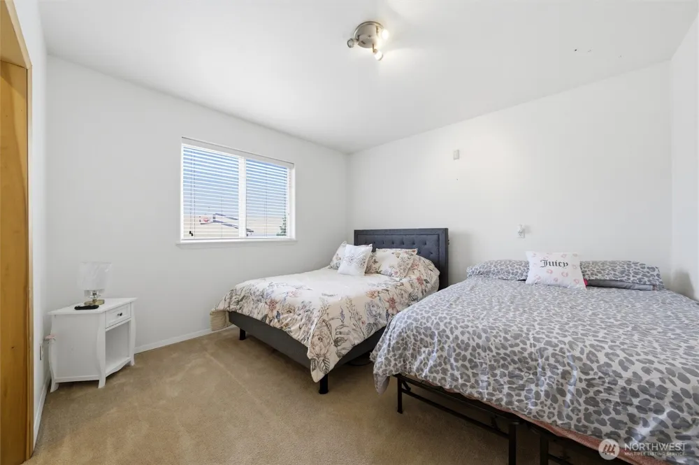 4100 W 43rd Avenue Kennewick, WA 99337