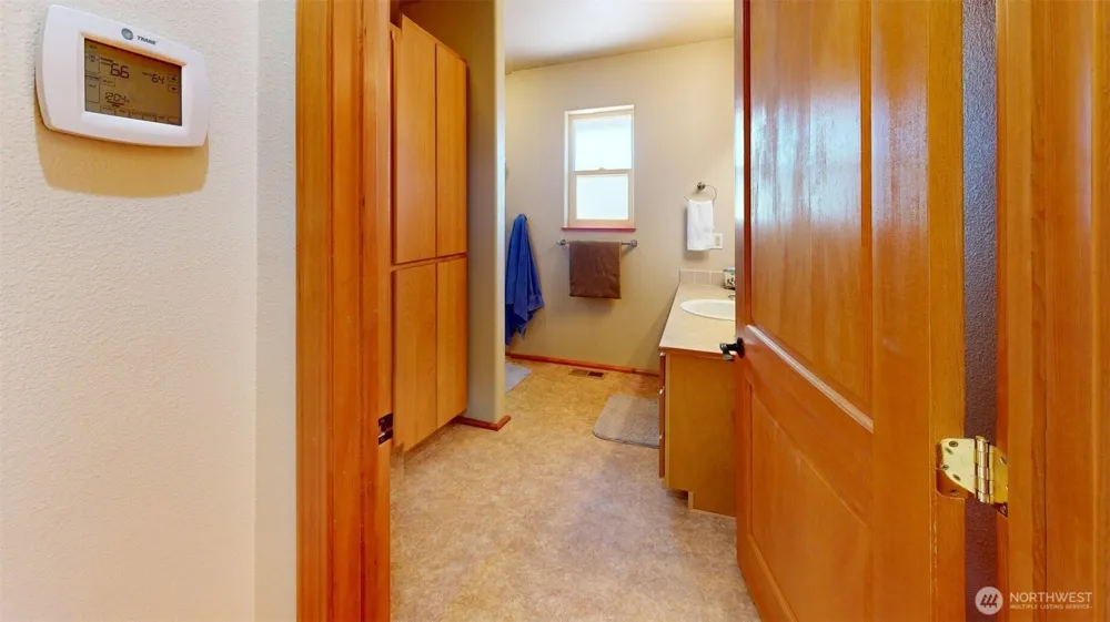 1811 Pine Creek Tonasket, WA 98855