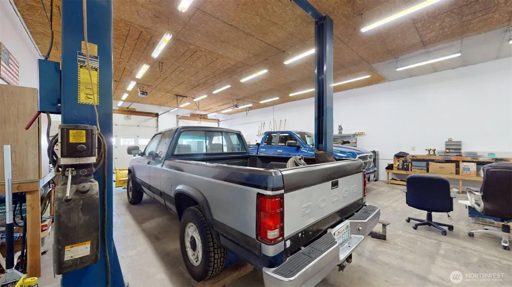 1811 Pine Creek Tonasket, WA 98855