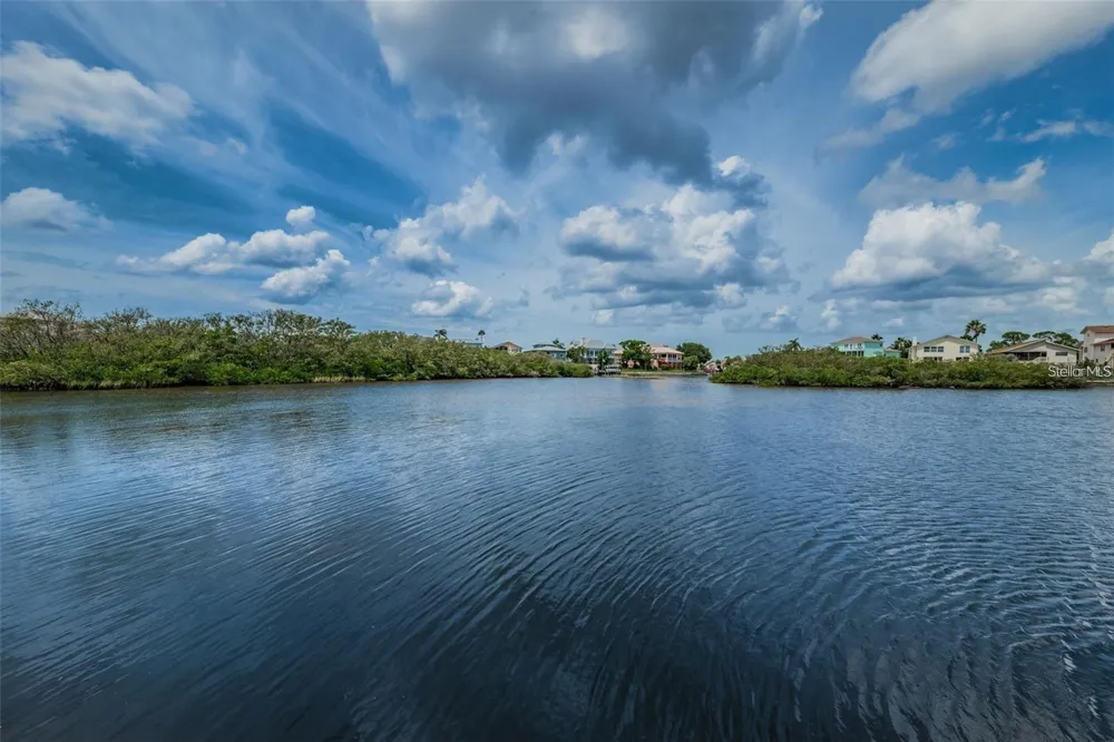 4743 JENNMAR WAY New Port Richey, FL 34652