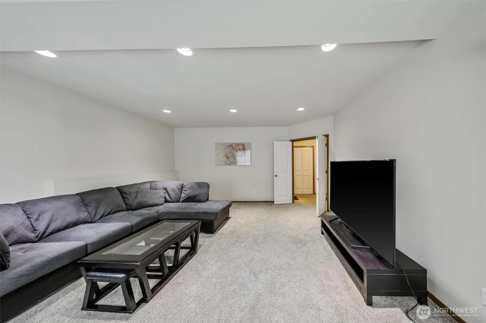 29524 63rd Court S Auburn, WA 98001
