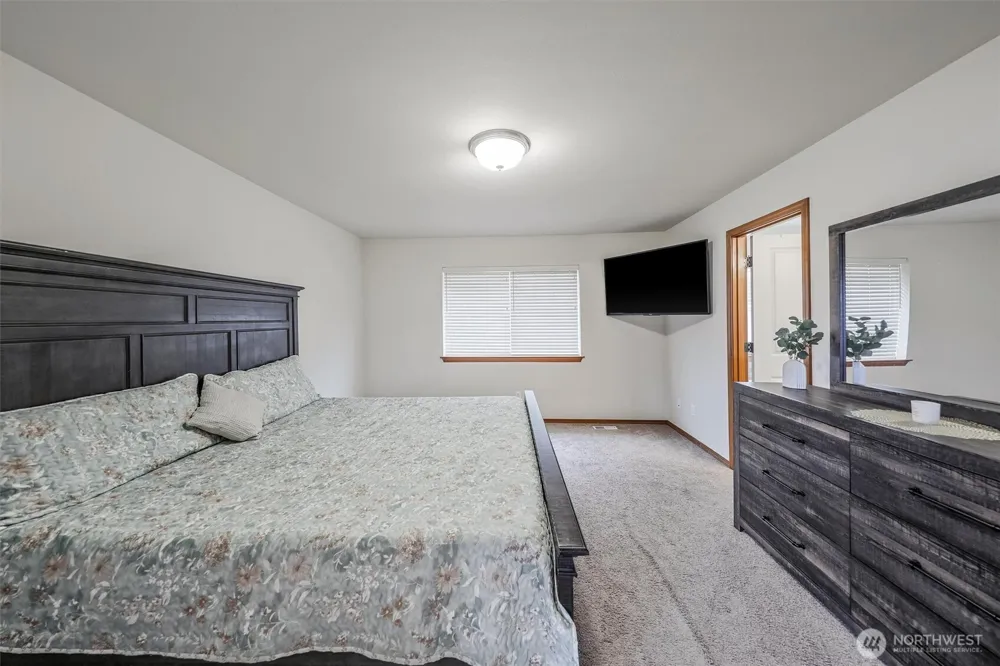 29524 63rd Court S Auburn, WA 98001