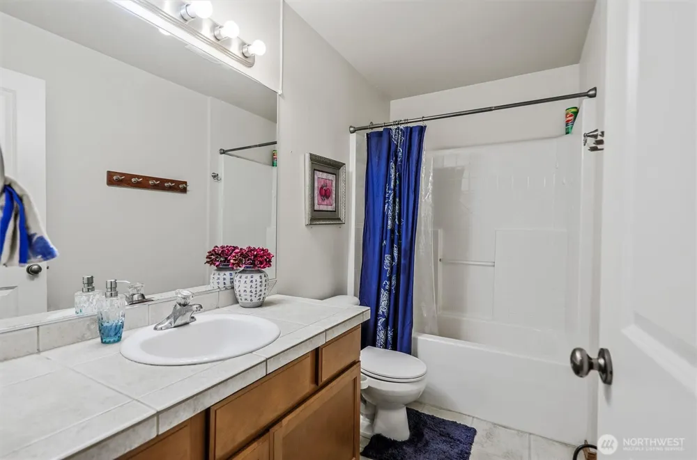 29524 63rd Court S Auburn, WA 98001
