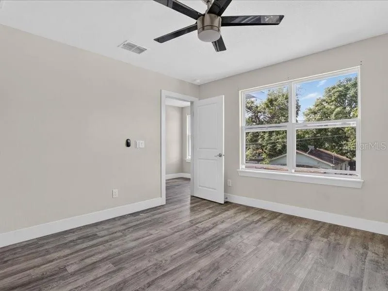 909 RANDALL STREET Orlando, FL 32805