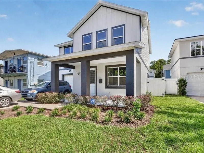909 RANDALL STREET Orlando, FL 32805