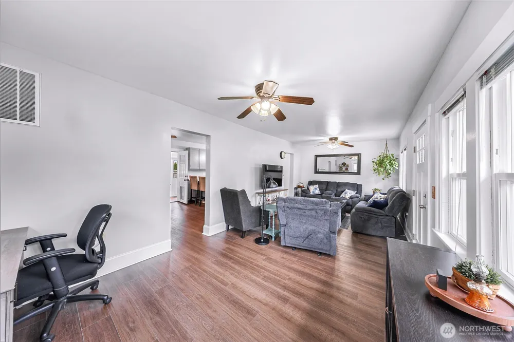 6981 Hannegan Road Lynden, WA 98264