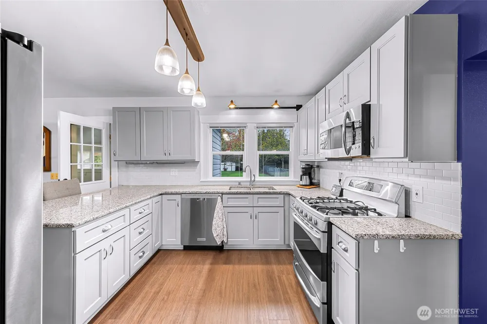 6981 Hannegan Road Lynden, WA 98264