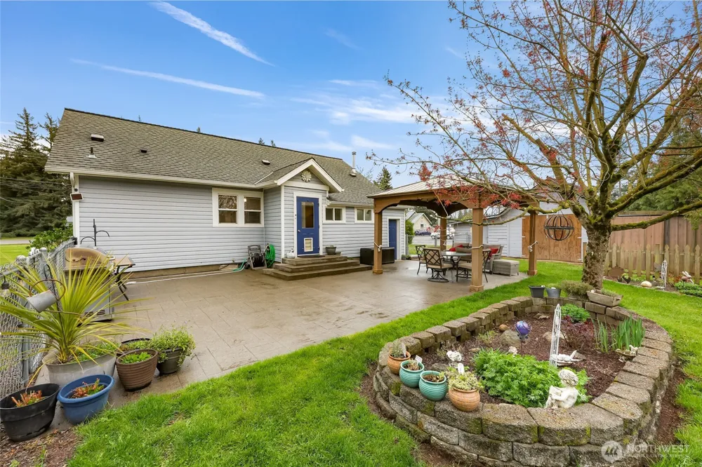 6981 Hannegan Road Lynden, WA 98264