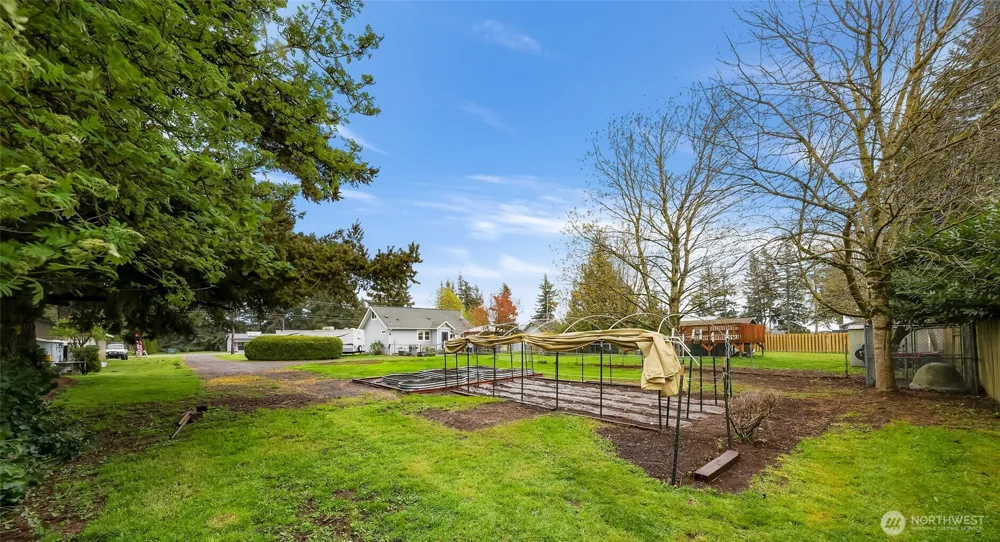 6981 Hannegan Road Lynden, WA 98264