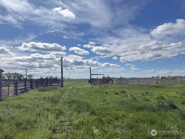2493 Rd 19 NE Soap Lake, WA 98851