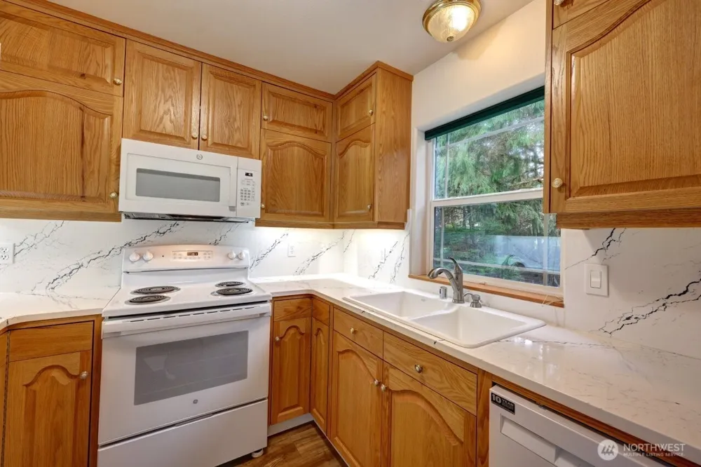 32204 T PLACE Ocean Park, WA 98640