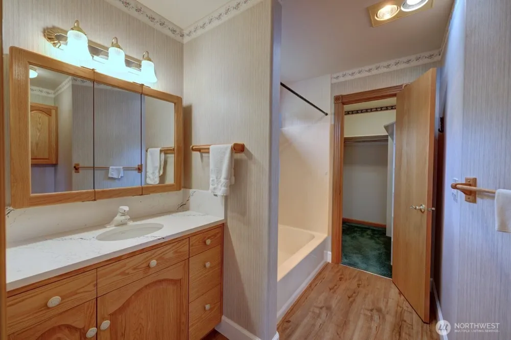 32204 T PLACE Ocean Park, WA 98640