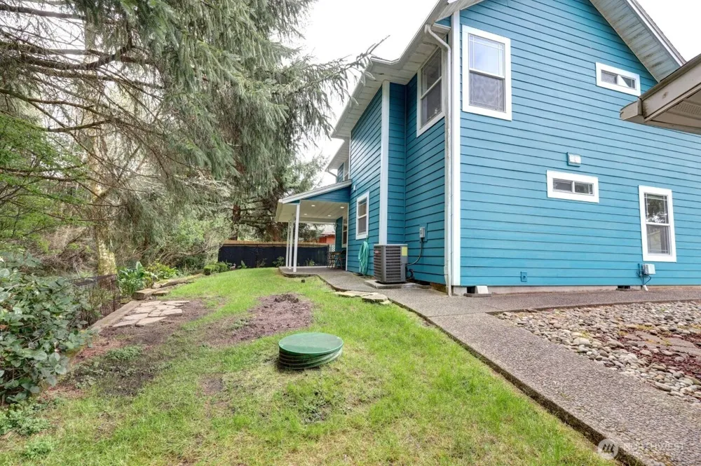 32204 T PLACE Ocean Park, WA 98640