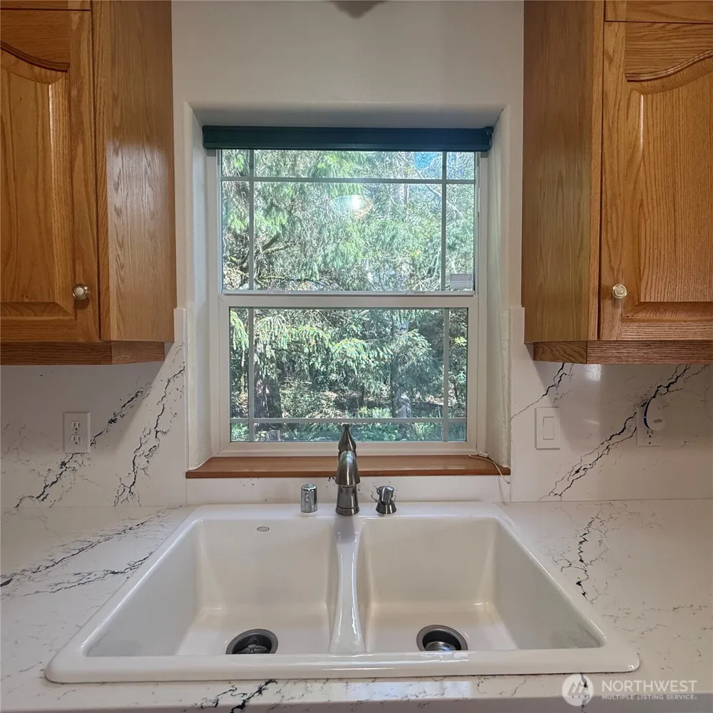 32204 T PLACE Ocean Park, WA 98640