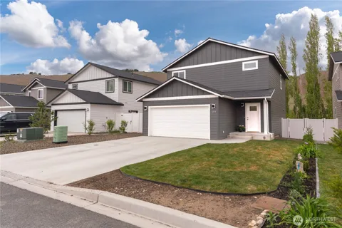 1259 Theo Way