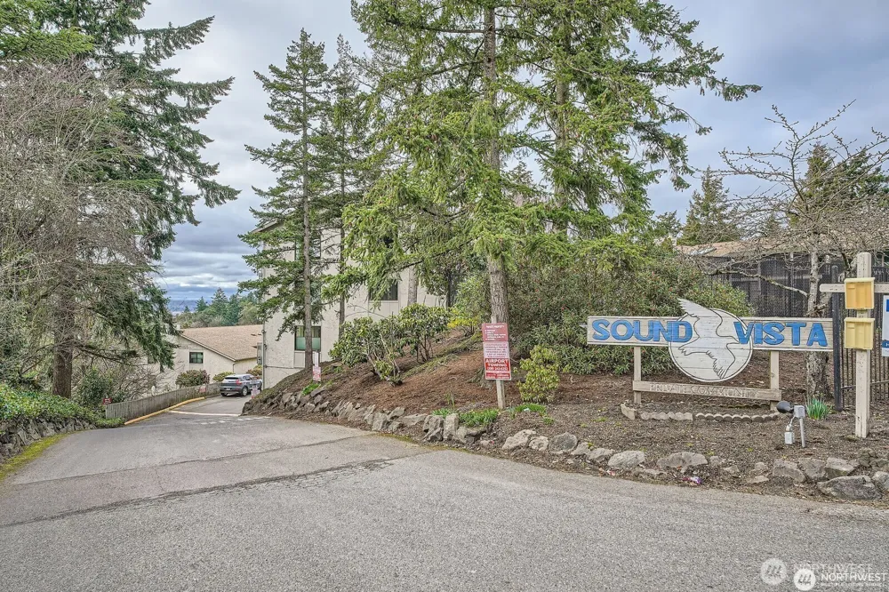 13235 12th Avenue SW #522 Burien, WA 98146