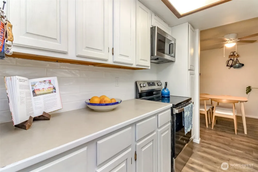 13235 12th Avenue SW #522 Burien, WA 98146