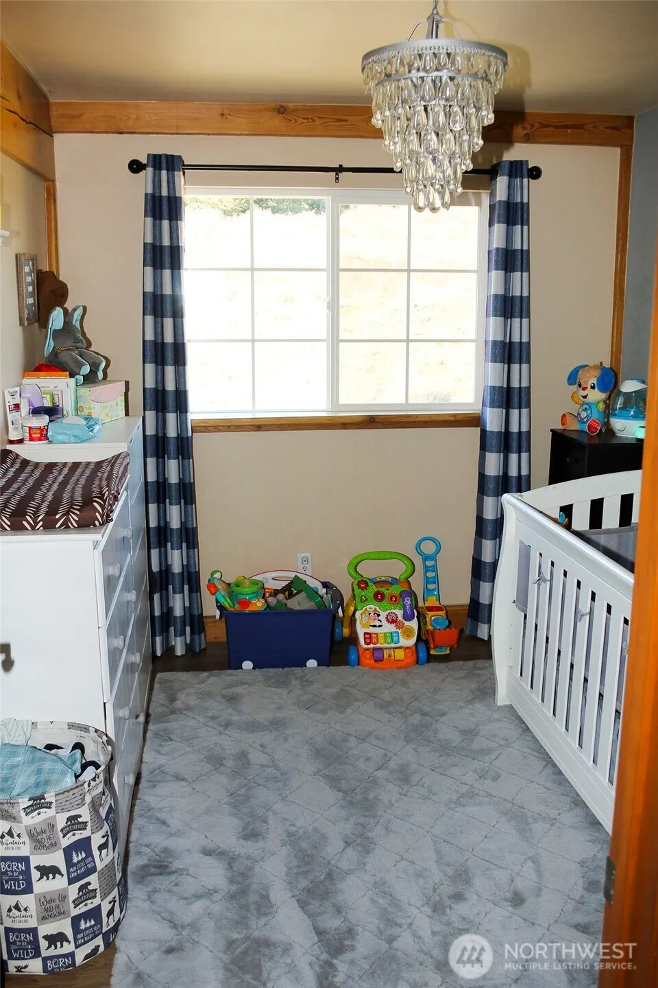 299 Vulcan Mountain Road Curlew, WA 99118