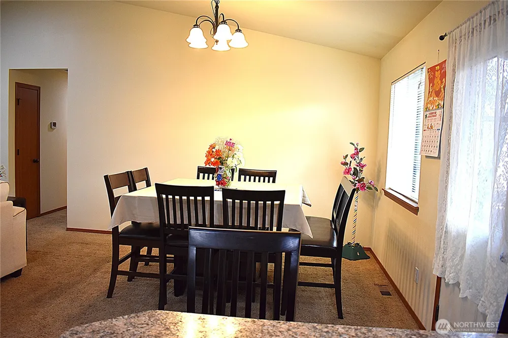 20236 White Rock Loop SW Centralia, WA 98531