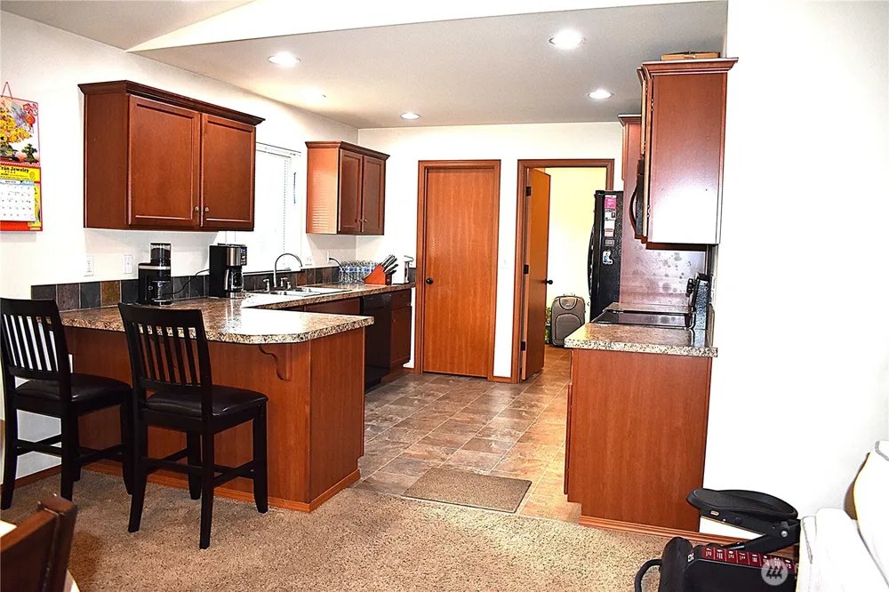 20236 White Rock Loop SW Centralia, WA 98531