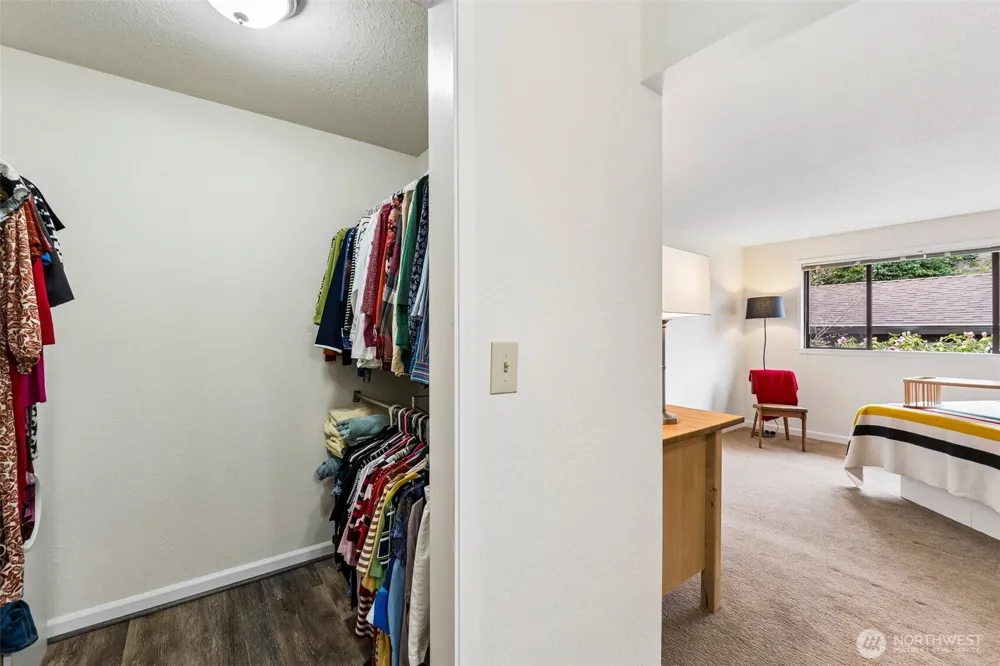 17918 23rd Lane NE #302 Shoreline, WA 98155