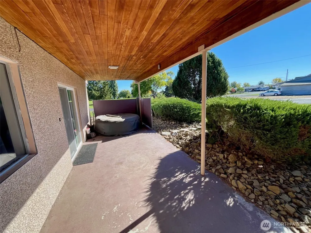 840 Braeburn Place NW Soap Lake, WA 98851